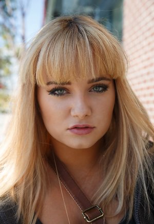 Zishy pleased to share with you xxx gallery with Gwen Stanberg showing amazing body