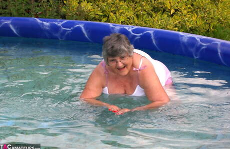 TAC Amateurs are excited to present you with a xxx photo gallery showcasing Grandma Libby xxx gallery 271729